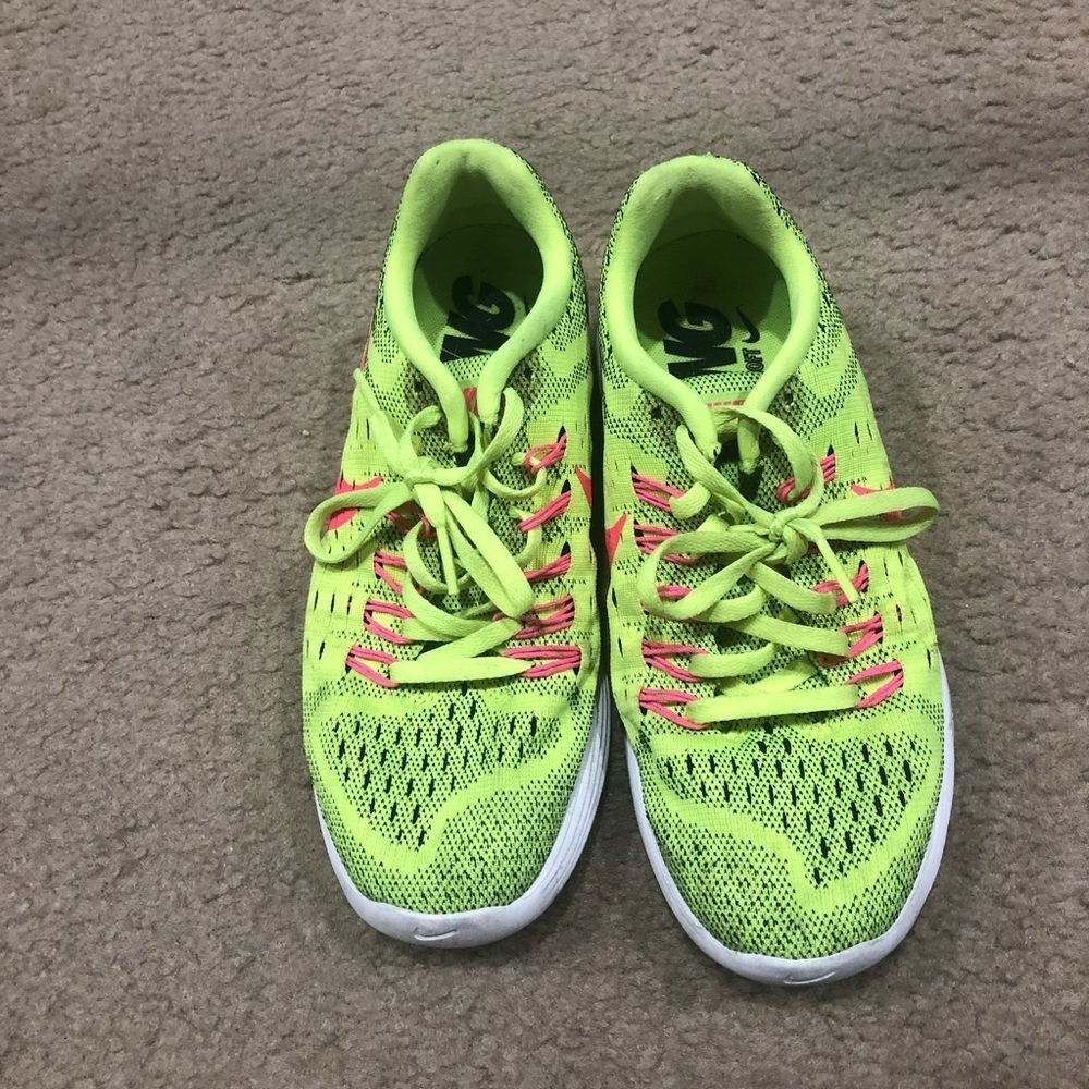 BOGO Nike Running Shoes Neutral Ride - Picture 2 of 5